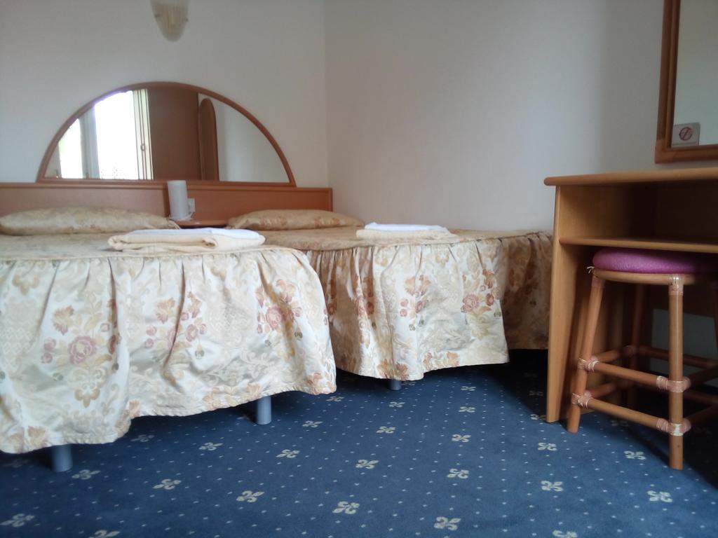 Hotel Villa Luisa Lignano Sabbiadoro Kültér fotó